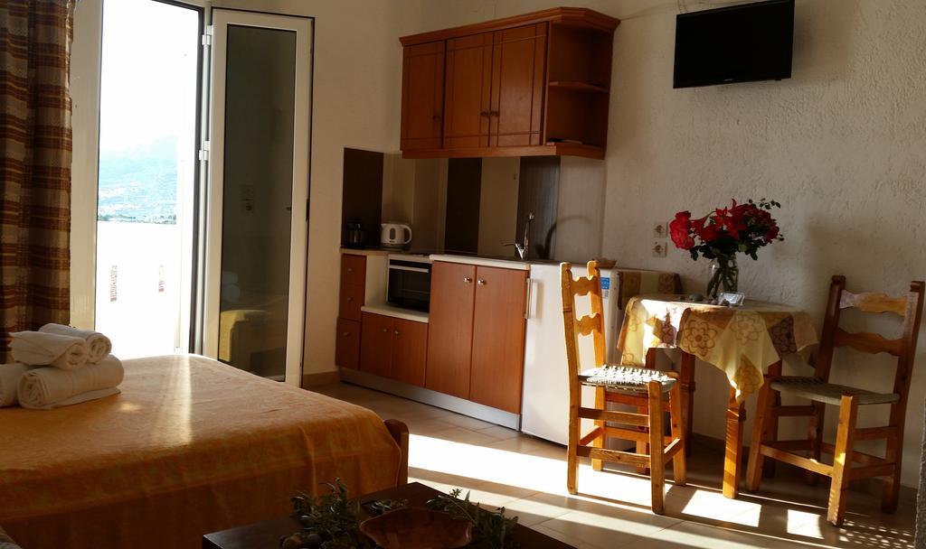 Apartment Xenia *